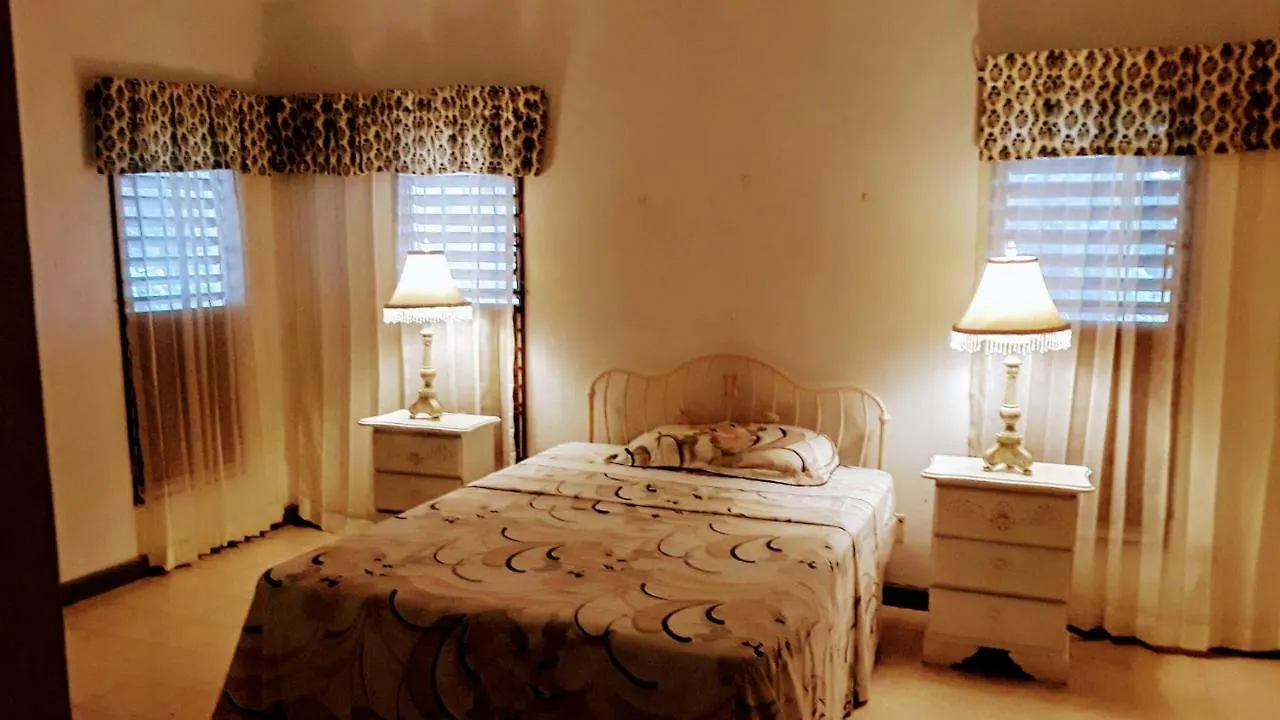 Your Private Getaway On The Hill 蒙特哥贝 3*,  牙买加