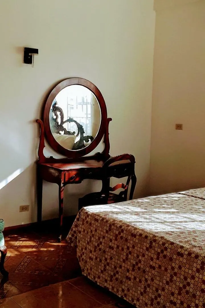 Bed & Breakfast Your Private Getaway On The Hill Montego Bay