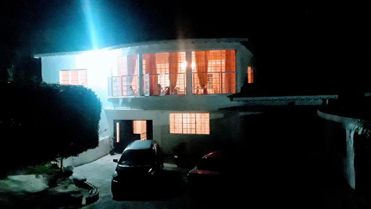 Your Private Getaway On The Hill Montego Bay Bed & Breakfast