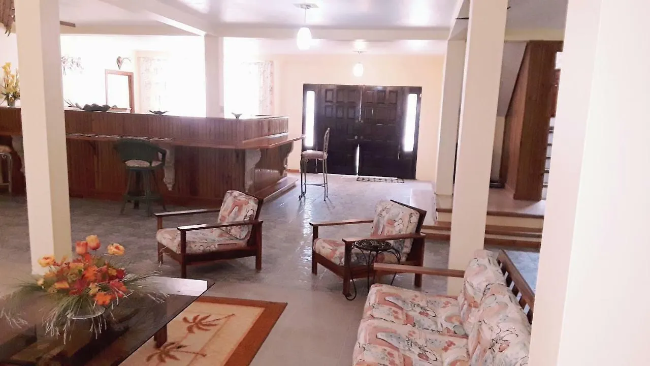 Your Private Getaway On The Hill Montego Bay 3*,